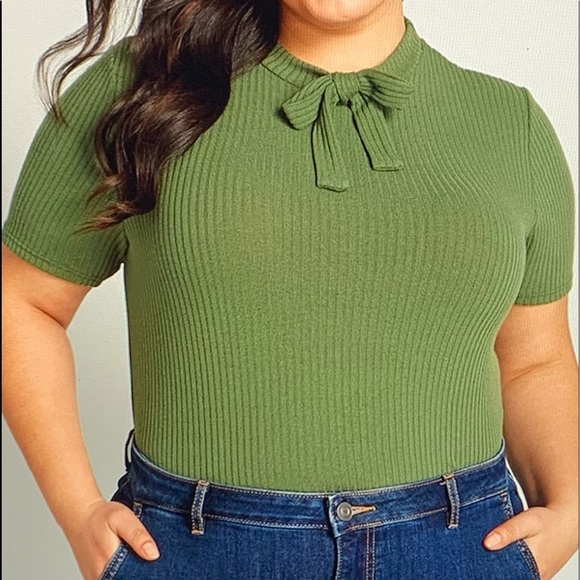 ModCloth Palpable Perks Short Sleeve Top - Picture 4 of 4